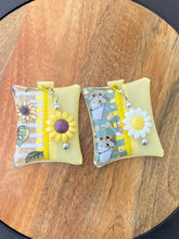 Load image into Gallery viewer, 30mm Glisten sunflower Slide-able