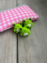 Load image into Gallery viewer, Frog Slide-able