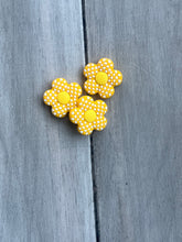 Load image into Gallery viewer, Checkered Flower slide-able