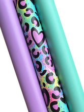 Load image into Gallery viewer, Leopard Heart  Smooth Vinyl