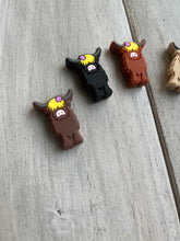 Load image into Gallery viewer, Cow with bow Slide-able