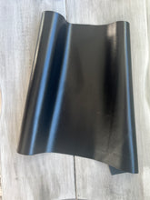 Load image into Gallery viewer, Simply Metallic Solids