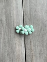 Load image into Gallery viewer, Puff Flower Slide-able