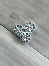 Load image into Gallery viewer, Poker Chip slide-able
