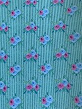 Load image into Gallery viewer, Scrub Life~Green Floral