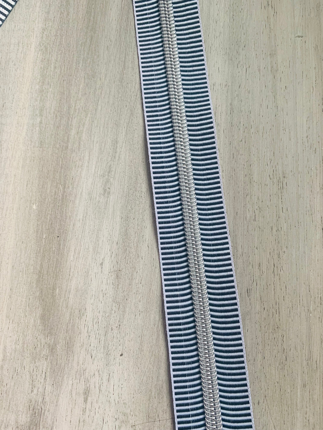 Black Nylon Coil Zipper (#5 Size) with White Tape & Black Metal Pulls -  Zipper by the Yard - Nylon Coil Zipper - Metallic Zipper
